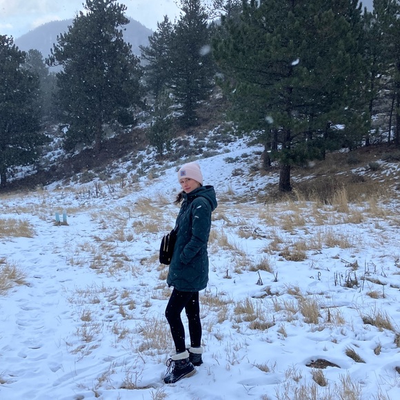 Meet your Posher, Heather - Picture 3 of 5